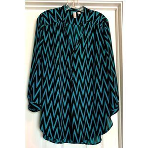 TACERA - NWOT 🎉HPx2🎉 L Sz L Tunic-Length 3/4-Button Chevron Blouse/Black & Teal